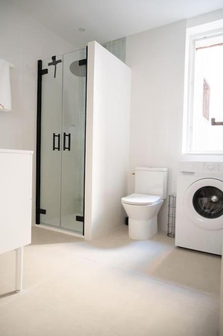 Lou Cabanot - Appartement Lumineux 3 Chambres - Parking Gratuit Béziers Exteriör bild