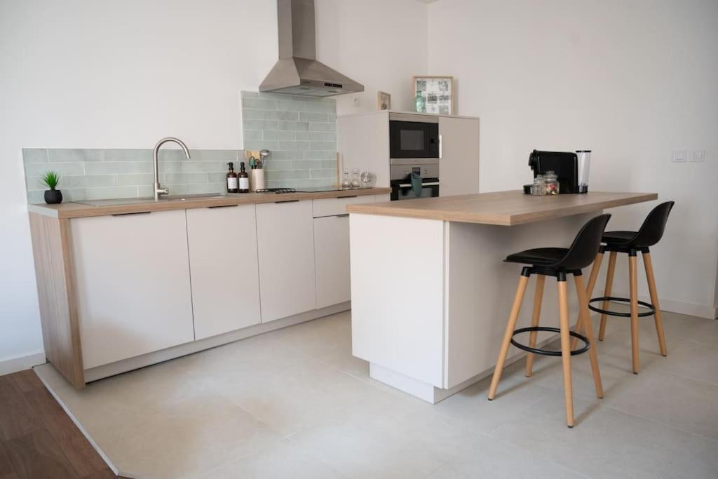 Lou Cabanot - Appartement Lumineux 3 Chambres - Parking Gratuit Béziers Exteriör bild