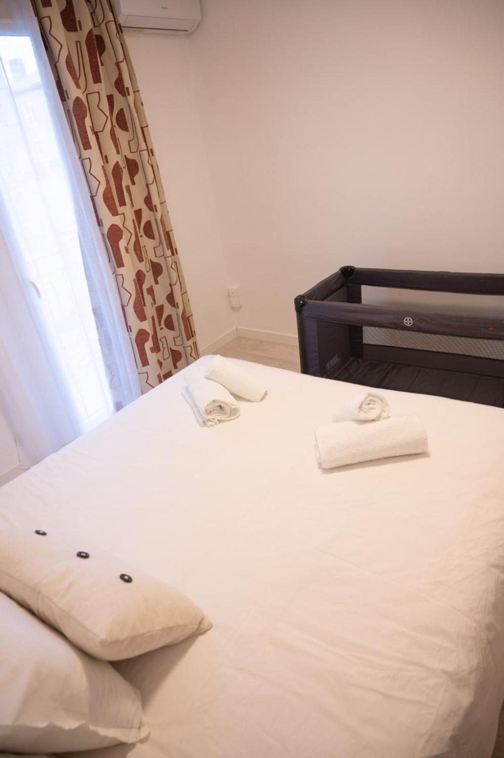 Lou Cabanot - Appartement Lumineux 3 Chambres - Parking Gratuit Béziers Exteriör bild