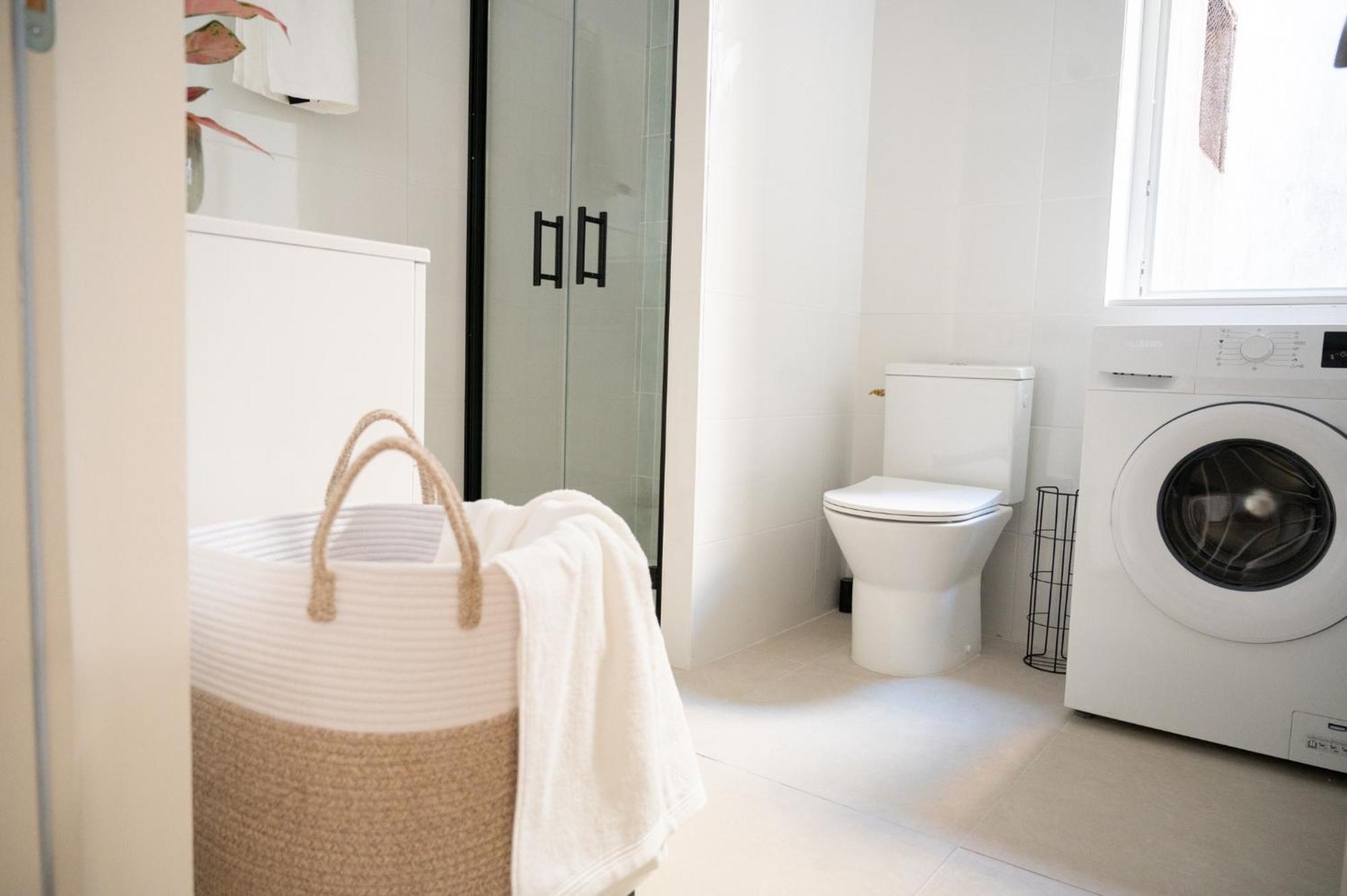 Lou Cabanot - Appartement Lumineux 3 Chambres - Parking Gratuit Béziers Exteriör bild